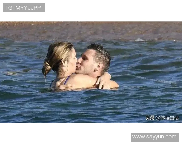 足球明星亲吻瞬间大盘点感受他们的热情与爱意